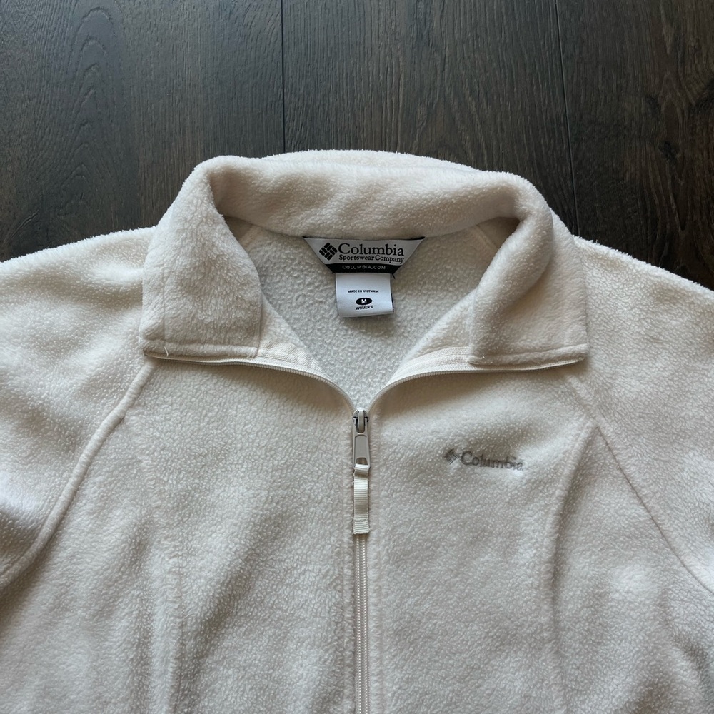 Columbia Fleece Jacket - image 4
